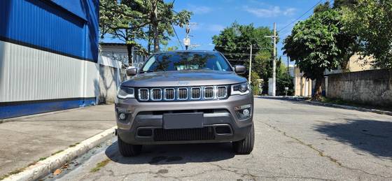 JEEP COMPASS 2.0 16V DIESEL LONGITUDE 4X4 AUTOMÁTICO JEEP COMPASS 2.0 16V DIESEL LONGITUDE 4X4 AUTOMÁTICO